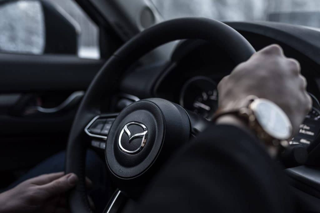 rattlogo Ladda ner MyMazda för en bättre bilupplevelse