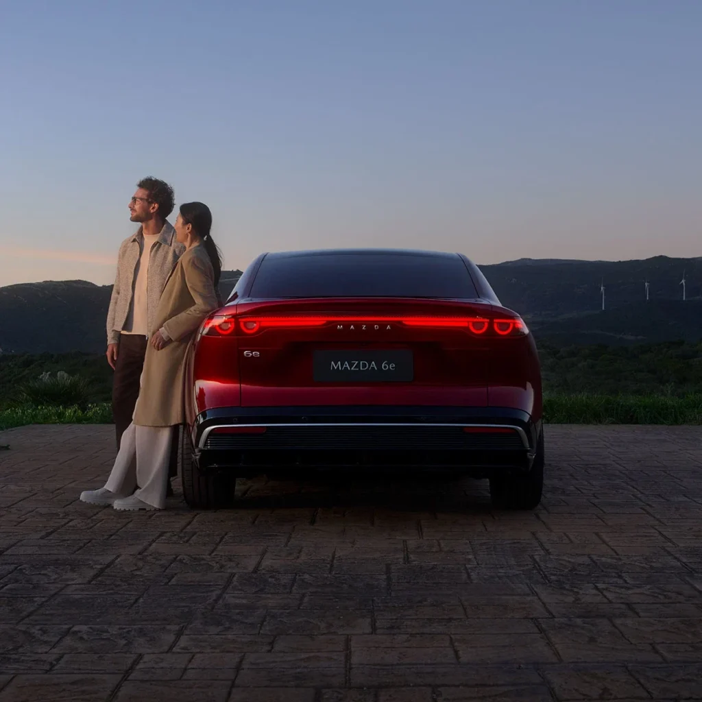 15 mazda6e sliding text Mazda 6e kampanj