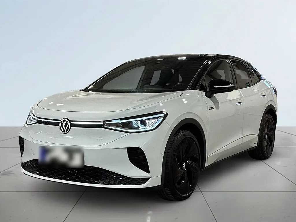 Vit Volkswagen ID.5 GTX med fyrhjulsdrift