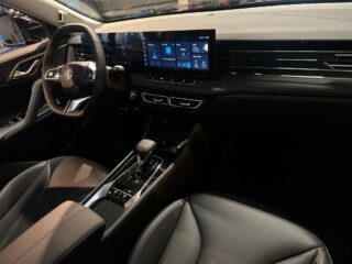 MG HS PHEV Luxury 7års-Garanti/Skinn/360/Lagerbil/Mg-Pilot – bild 13