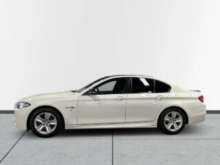 BMW 530 d xDrive Sedan M Sport Sensorer/M-värmare/S&V-Däck – bild 4