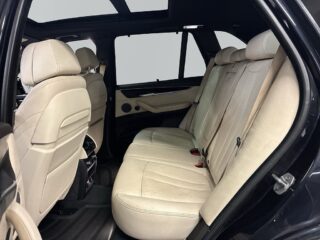 BMW X5 xDrive40e PLUG-IN M Sport Dragkrok Panorama HuD H/K S&V – bild 15