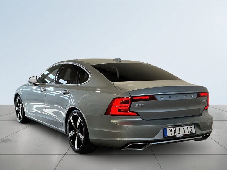 Volvo S90 D5 AWD Aut R-Design Värmare Kamera Navi B&W Skinn S&V