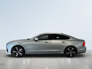 Volvo S90 D5 AWD Aut R-Design Värmare Kamera Navi B&W Skinn S&V – bild 3