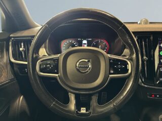 Volvo S90 D5 AWD Aut R-Design Värmare Kamera Navi B&W Skinn S&V – bild 15