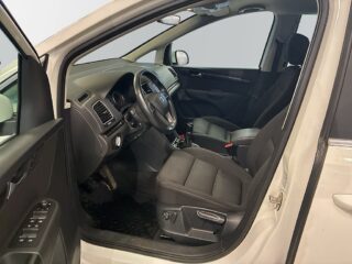 Seat Alhambra 7-Sits 2.0 TDI 4Drive S&V Drag Mvärme Kamera Navigation – bild 8