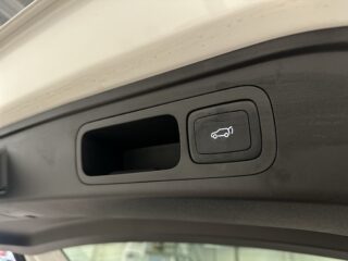 MG S5 EV Long Range 64 kWh Garanti 360° Carplay GPS 0 % Ränta – bild 17