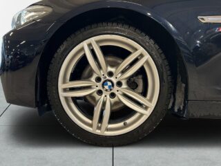 BMW 520 d xDrive Touring M Sport Pano Rattvärme H/K Navi S&V – bild 16