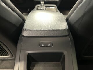 Volvo V90 Cross Country D4 AWD Geartronic Momentum M&D-Värm/Drag/Psens/S&V-Däck – bild 20
