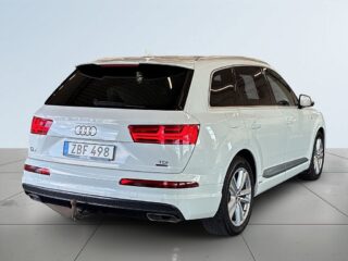 Audi Q7 3.0 TDI V6 Quattro S Line 7-sits/S&V/Drag/Pano/Värm – bild 5