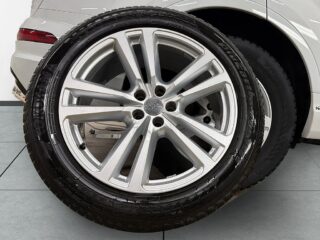 Audi Q7 3.0 TDI V6 Quattro S Line 7-sits/S&V/Drag/Pano/Värm – bild 9