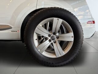 Audi Q7 3.0 TDI V6 Quattro S Line 7-sits/S&V/Drag/Pano/Värm – bild 16