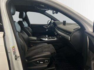 Audi Q7 3.0 TDI V6 Quattro S Line 7-sits/S&V/Drag/Pano/Värm – bild 20