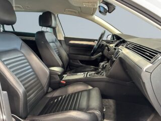 Volkswagen Passat Alltrack 2.0 TDI BMT 4M Alltrack Drag Värmare Kamrem bytt S&V – bild 9