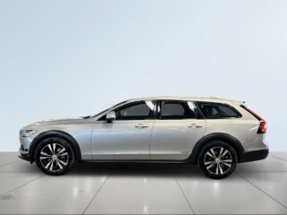 Volvo V90 Cross Country B4 AWD Geartronic Core MOMS/Kamera/Carplay/GPS/S&V-Däck – bild 4