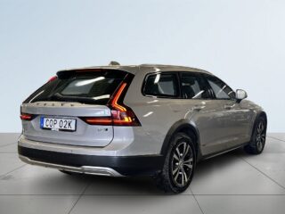 Volvo V90 Cross Country B4 AWD Geartronic Core MOMS/Kamera/Carplay/GPS/S&V-Däck – bild 6