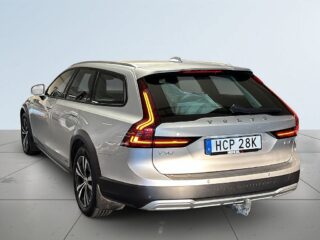 Volvo V90 Cross Country B4 AWD Aut Dvärm/MoK/Kamera/Drag/BLIS/Navi/SoV – bild 5