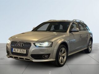 Audi A4 2.0 TDI Quattro Sport Edition Drag Värmare Kamera S&V – bild 20