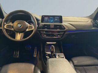 BMW X3 xDrive20d M Sport Dvärmare Dragkrok S&V-däck Rattvärme – bild 8