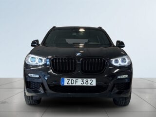 BMW X3 xDrive20d M Sport Dvärmare Dragkrok S&V-däck Rattvärme – bild 2