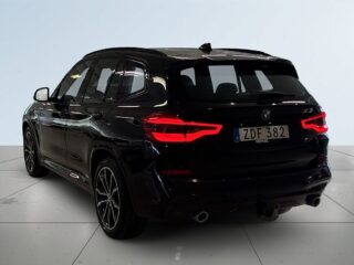 BMW X3 xDrive20d M Sport Dvärmare Dragkrok S&V-däck Rattvärme – bild 5