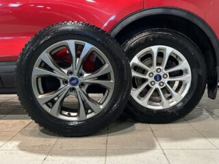 Ford Kuga 2.0 AWD Titanium Dragkrok Mvärm Psens GPS S/V-hjul – bild 18