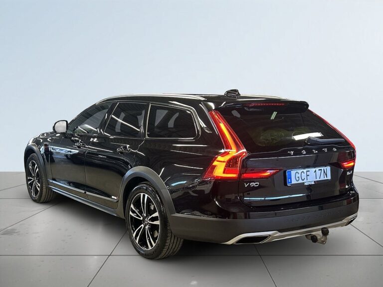 Volvo V90 Cross Country D4 AWD Geartronic Advanced SE lll Drag/P-Värm/S&V-Däck