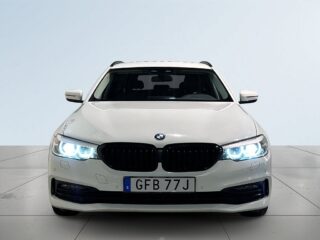 BMW 520d xDrive Touring Sport line Drag Kamera Dvärm GPS SoV – bild 3