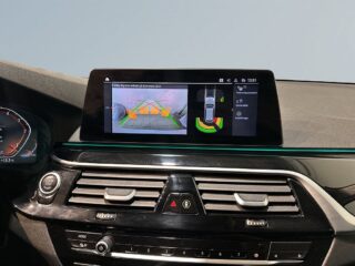 BMW 520d xDrive Touring Sport line Drag Kamera Dvärm GPS SoV – bild 17