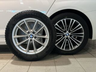 BMW 520d xDrive Touring Sport line Drag Kamera Dvärm GPS SoV – bild 14