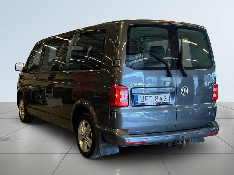 Volkswagen Caravelle 2.0 TDI Comfortline 9-Sits/Drag/P-Värm/S&V-Hjul/P-Sens