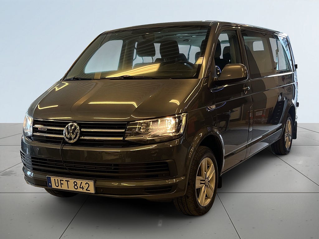 Volkswagen Caravelle 2.0 TDI Comfortline 9-Sits/Drag/P-Värm/S&V-Hjul/P-Sens