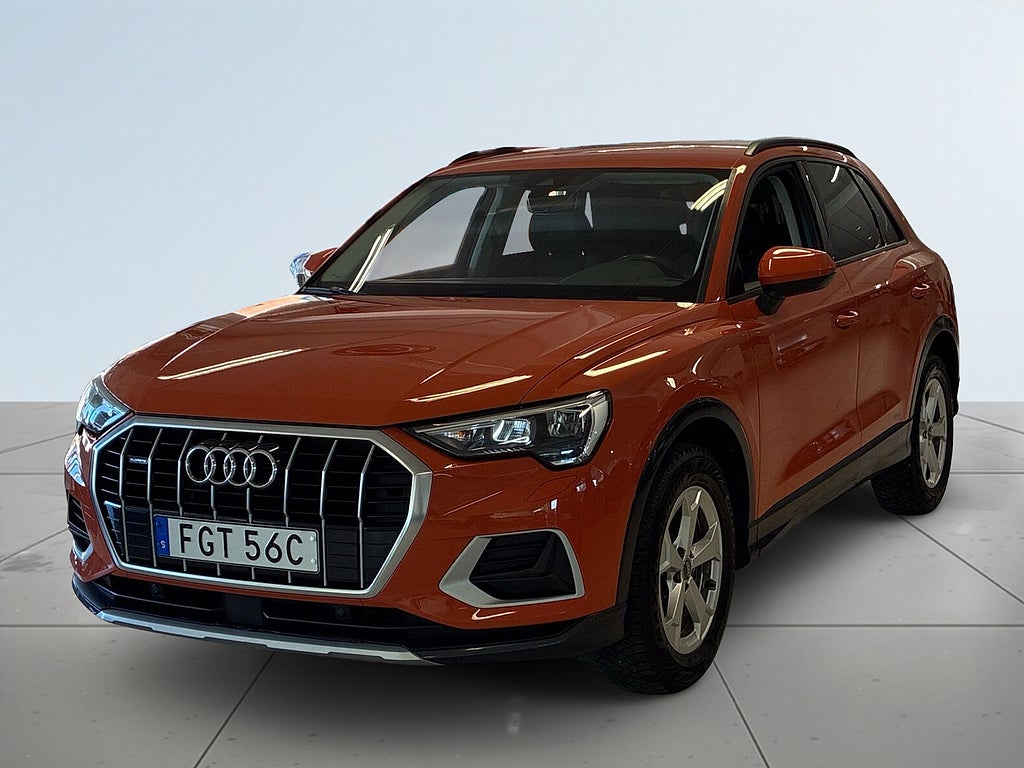 Audi Q3 35 quattro Proline Advanced MOMS Drag Dvärmare S&V-däck