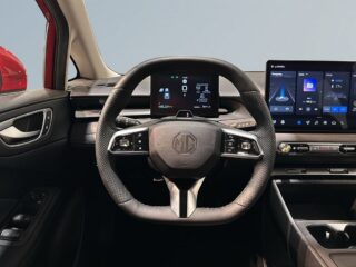 MG 4 EV Urban 42.8 kWh Backkamera Värmepump Rattvärme Trådlös Carplay – bild 9