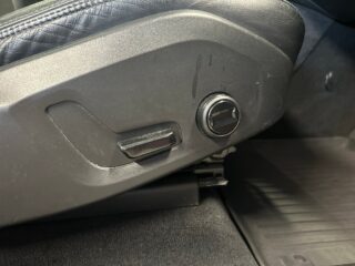 Volvo XC60 Recharge T6 AWD Automat Drag/Kamera/P-värmare/S&V-Däck – bild 17