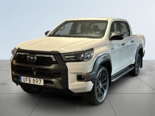 Toyota Hilux Dubbelhytt 2.8 4WD Invincible MOMS/MoK/Skinn/Kamera/SoV – bild 16