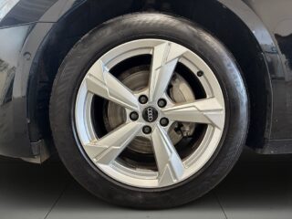 Audi A6 Avant 40 TDI quattro S Proline Sport Drag Värmare S&V – bild 14