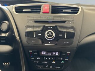 Honda Civic Tourer 1.6 i-DTEC Sport Drag Kamera Farthållare S&Vhjul – bild 16