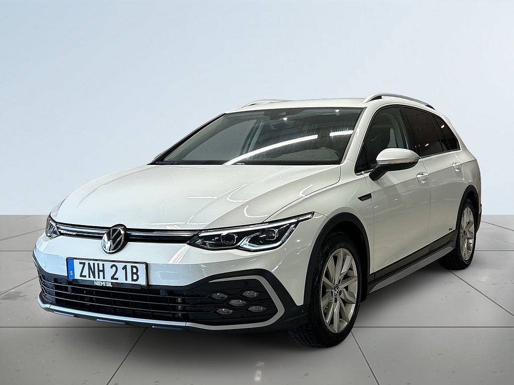Volkswagen Golf Alltrack 2.0 4M Alltrack Dragkrok Mvärme B-kamera Rattvärme S&V