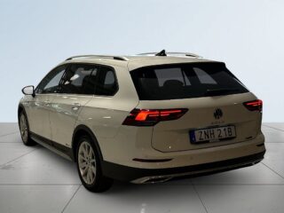 Volkswagen Golf Alltrack 2.0 4M Alltrack Dragkrok Mvärme B-kamera Rattvärme S&V – bild 5