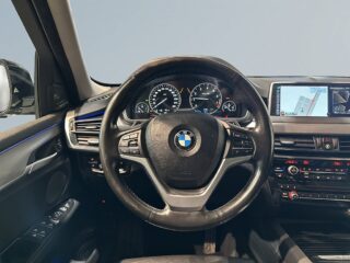 BMW X5 xDrive40e 360° Pano Drag H/K Kamera GPS Skinn HuD SoV – bild 9