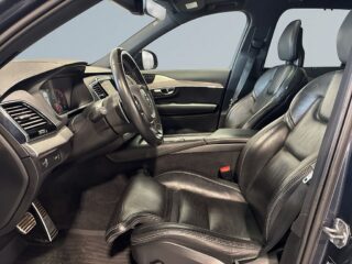 Volvo XC90 7sits B5 AWD R-Design Värmare HuD Pano Skinn H/K S&V – bild 7