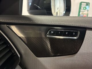 Volvo XC90 7sits B5 AWD R-Design Värmare HuD Pano Skinn H/K S&V – bild 22