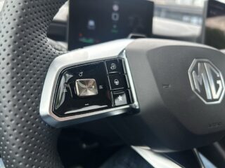 MG MG4 EV Urban 42.8 kWh Comfort 0%-Ränta/Värmepump/Kamera/Navi/Carplay – bild 19