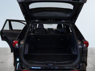 Toyota RAV4 Plug-in Hybrid E-CVT Active S&V-hjul Backkamera Carplay – bild 12