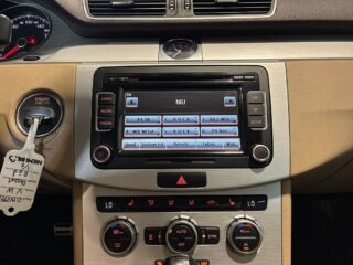 Volkswagen Passat Alltrack 2.0 TDI 4M Drag Värmare Kamera Skinn Kamrem bytt S&V – bild 10