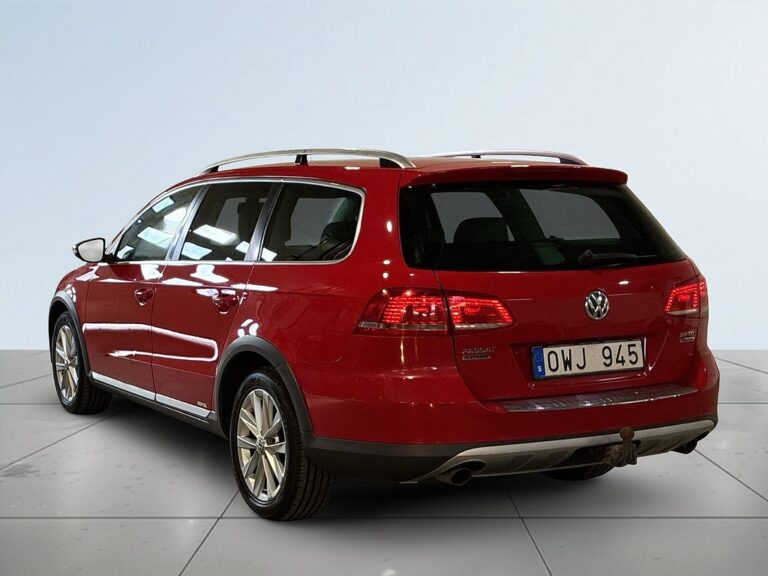 Volkswagen Passat Alltrack 2.0 TDI 4M Drag Värmare Kamera Skinn Farthållare S&V