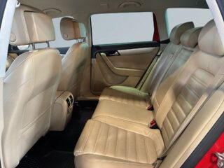 Volkswagen Passat Alltrack 2.0 TDI 4M Drag Värmare Kamera Skinn Kamrem bytt S&V – bild 11