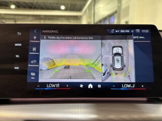 BMW iX1 xDrive30 M Sport Drag HuD 360° GPS H/K S/V-hjul – bild 17