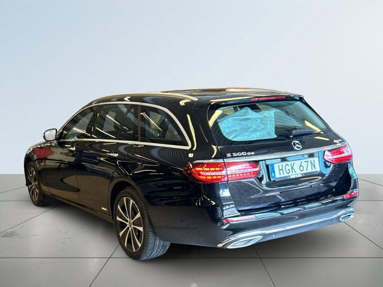Mercedes-Benz E 300 T de 4MATIC Avantgarde 360/Burmester/Widescreen/SoV